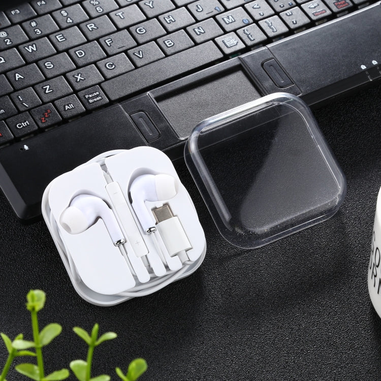 White wired in-ear earphones kit with Type-C plug and earbuds