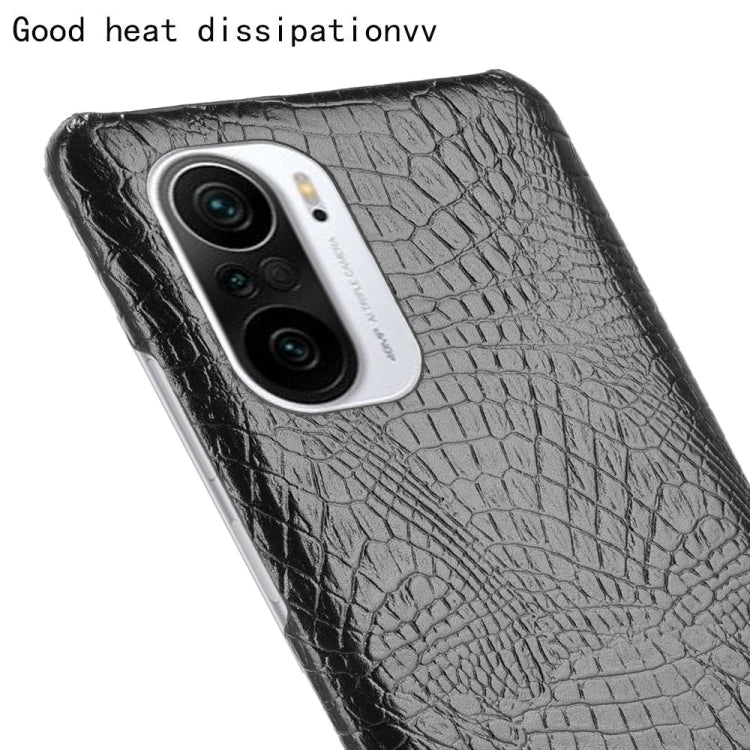 Black crocodile-texture shockproof phone case with camera cutout and flash