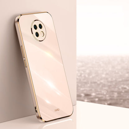 Light pink electroplate TPU phone case with gold trim and camera cutouts