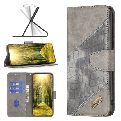 Crocodile-texture leather phone case with flip cover, gray with inner card slot