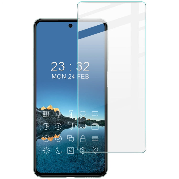Tempered glass screen protector with full-face coverage for smartphone, clear finish