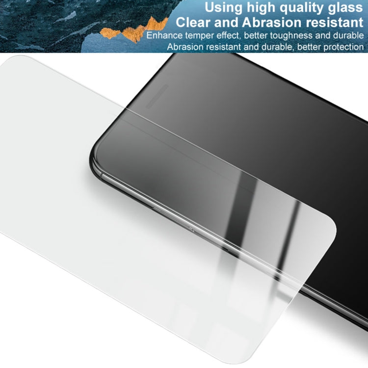 Clear tempered glass screen protector with rounded edges for smartphone