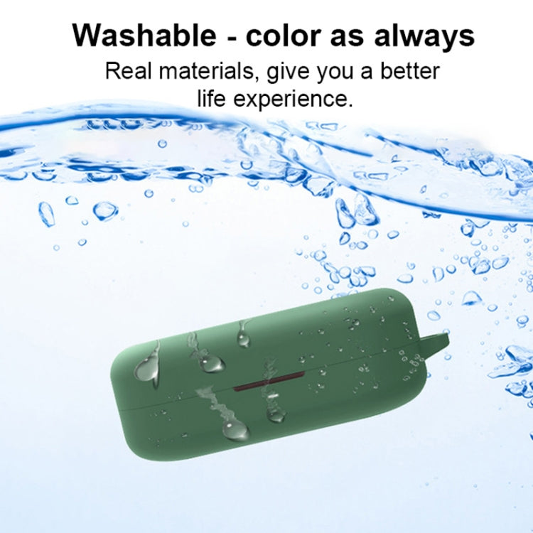 Green silicone earphone case with water droplets