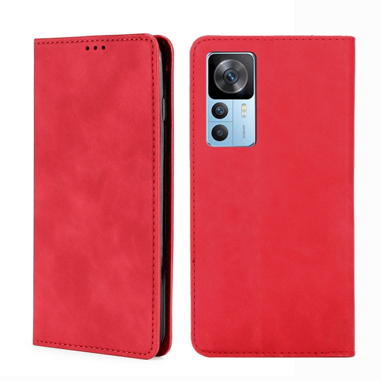 Magnetic flip leather phone case, red; front flip cover and camera cutout