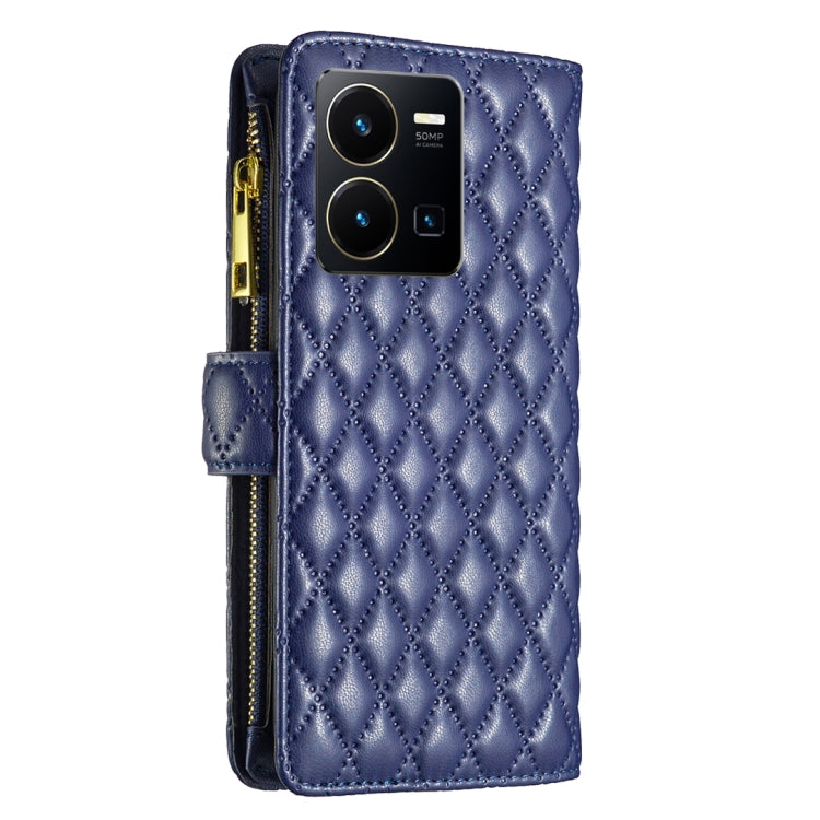 Blue diamond lattice zipper wallet phone case with phone camera cutout