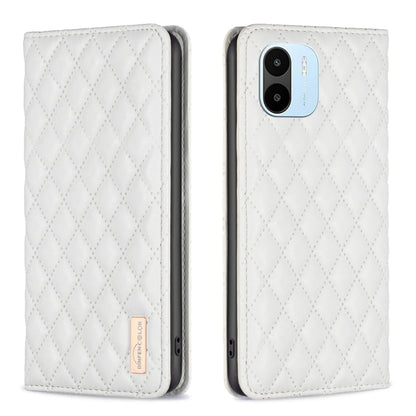 White diamond-lattice magnetic leather flip phone case, quilted cover with camera cutout