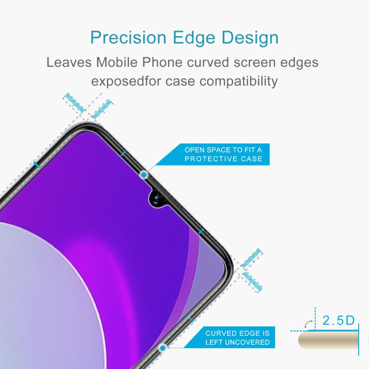2.5D curved-edge tempered glass protector leaves space for protective case