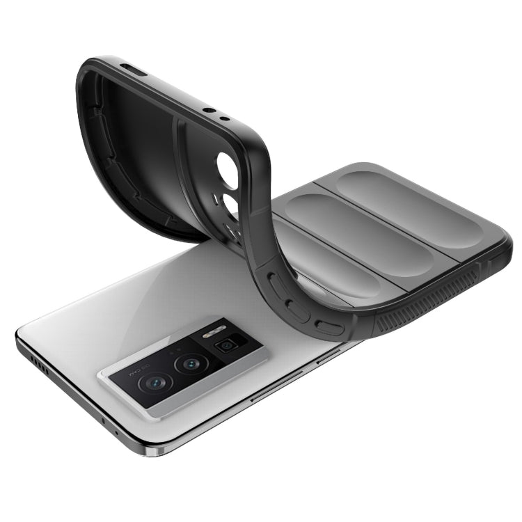 Magic Shield TPU + flannel phone case, black with flap-style camera cover