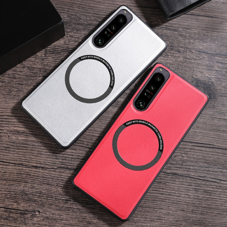 Textured PU phone case set with MagSafe magnetic card holders in white and red