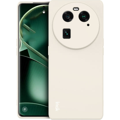 White TPU phone case with raised circular camera housing and cutout for flash