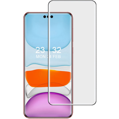 Curved tempered glass screen protector for smartphone, clear protective film installed