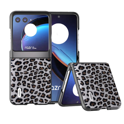 Leopard print phone case with black edge, tan pattern