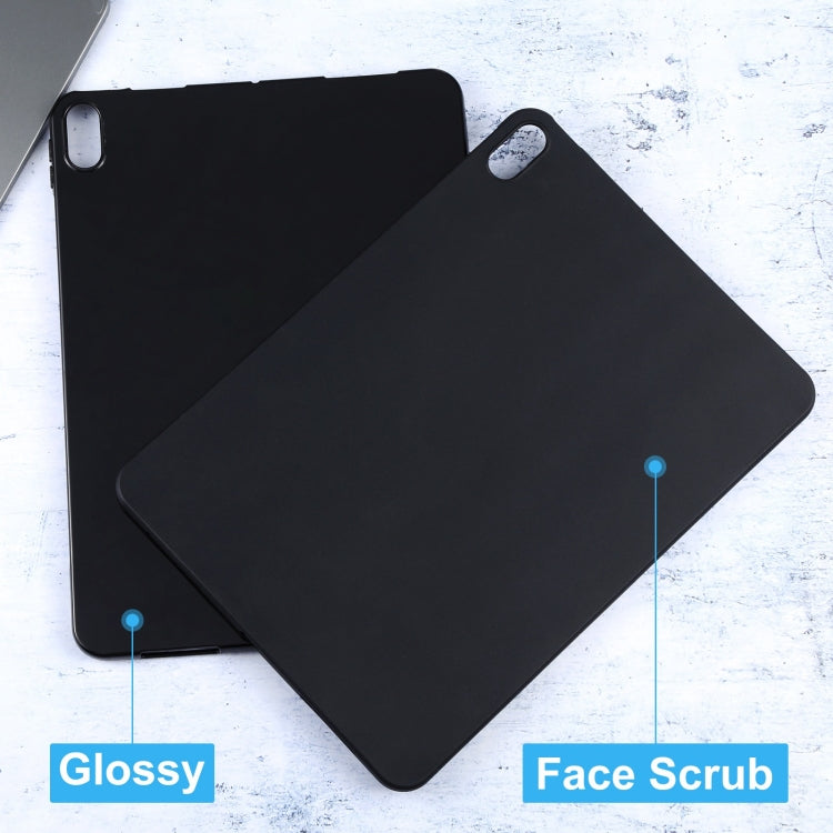 Black TPU tablet case set with smooth front and textured back panel