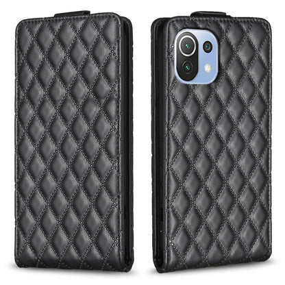Black diamond lattice vertical flip leather phone case, front cover and camera cutout