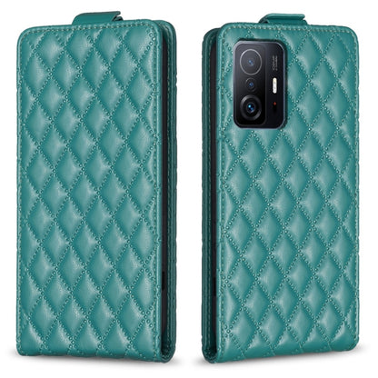 Green diamond lattice leather flip phone case with top flap and camera cutout