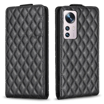 Diamond lattice vertical flip leather phone case, dark gray/black, with card slot window