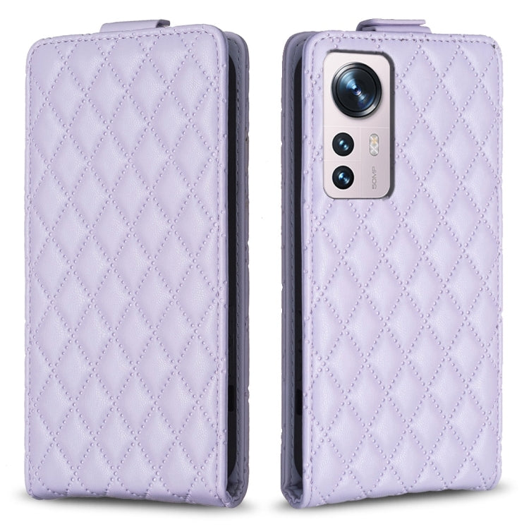 Diamond lattice vertical flip leather phone case, light lavender, with camera cutout