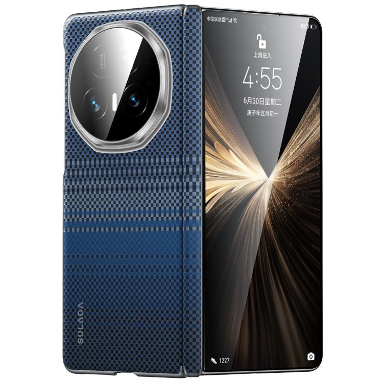 Blue woven magnetic phone case with oval camera lens ring and side hinge