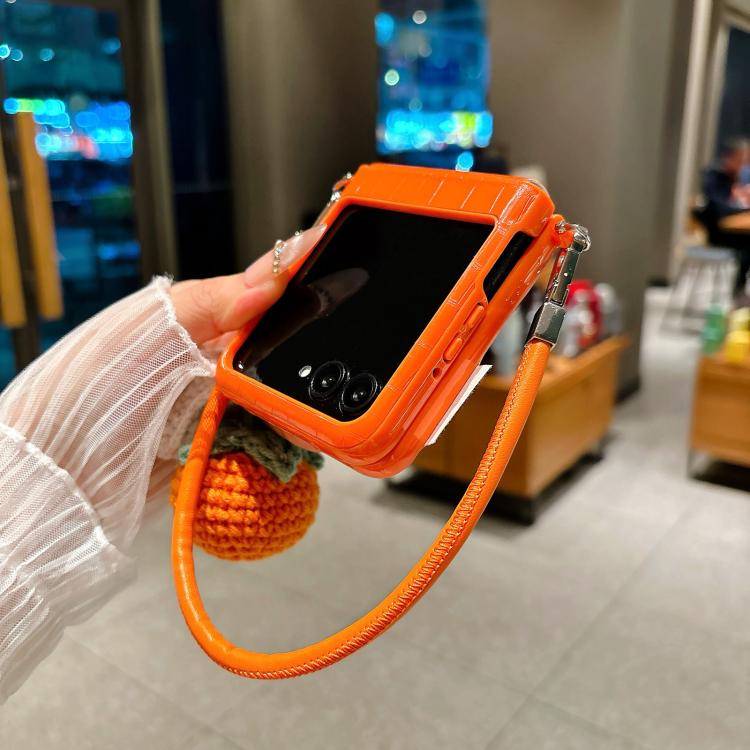 Crocodile Pattern Side Buckle Phone Case with DIY Persimmon Strap, For Motorola Razr 60 / 50
