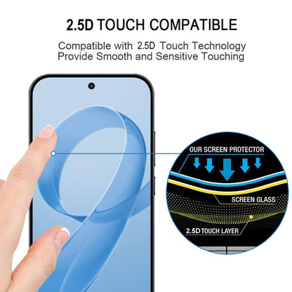 Tempered glass screen protector on smartphone, 2.5D curved edge