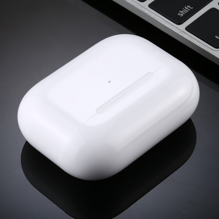White dummy earbuds charging case with small indicator light