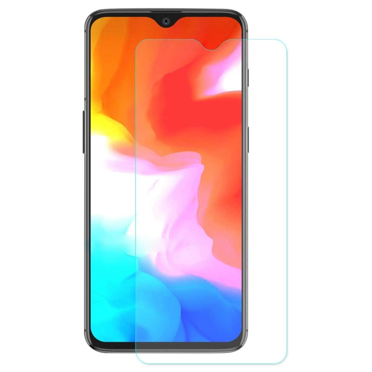 Tempered glass screen protector film with 2.5D curved edges, clear front panel