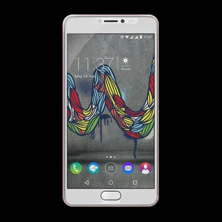 Tempered glass screen protector for a smartphone display, clear fit