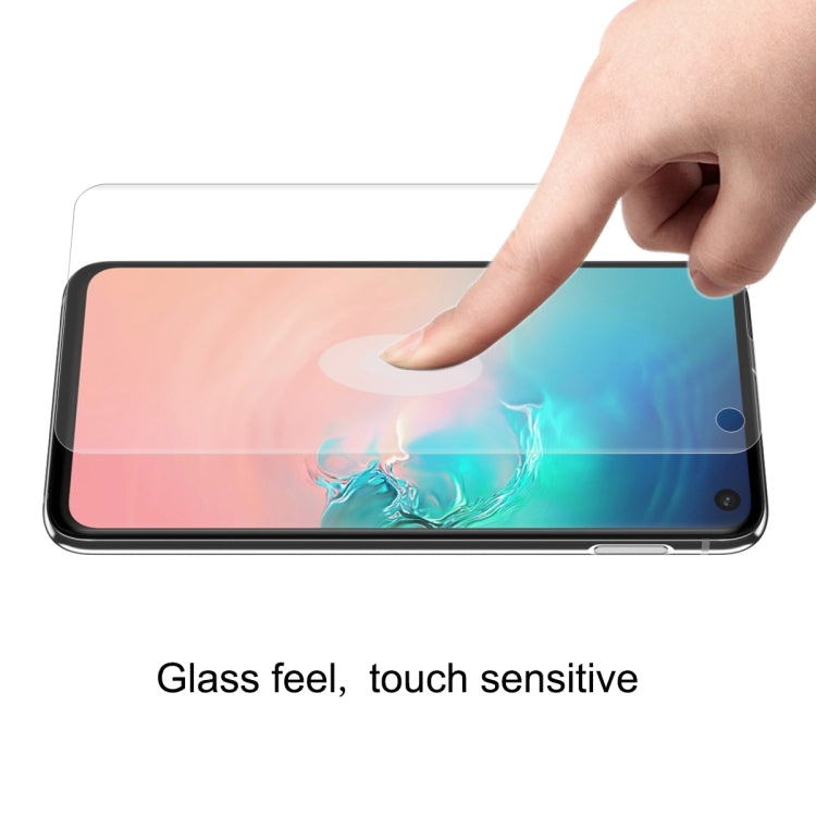 Galaxy S10e hydrogel screen protector touch area with fingertip contact