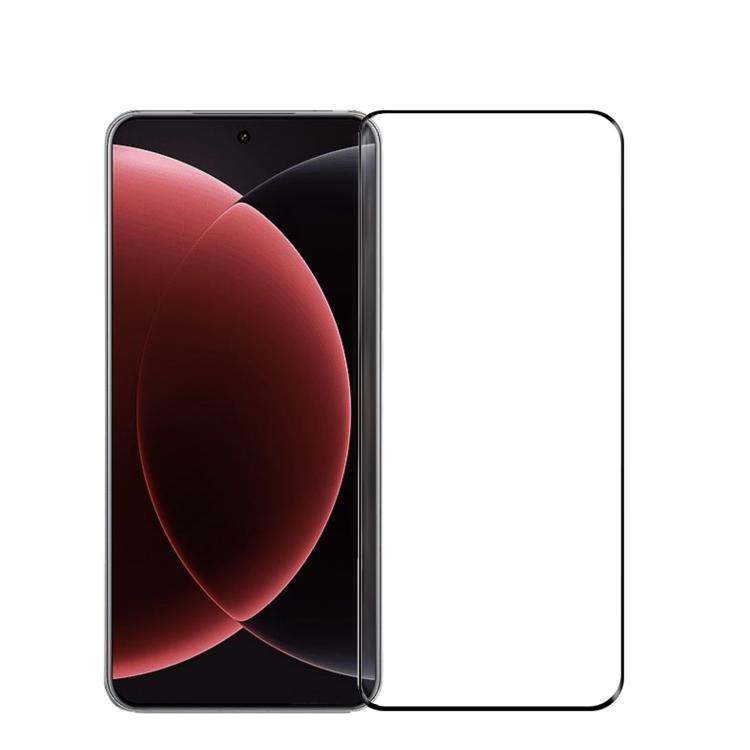 Clear 3D tempered glass screen protector with curved edges for smartphone display