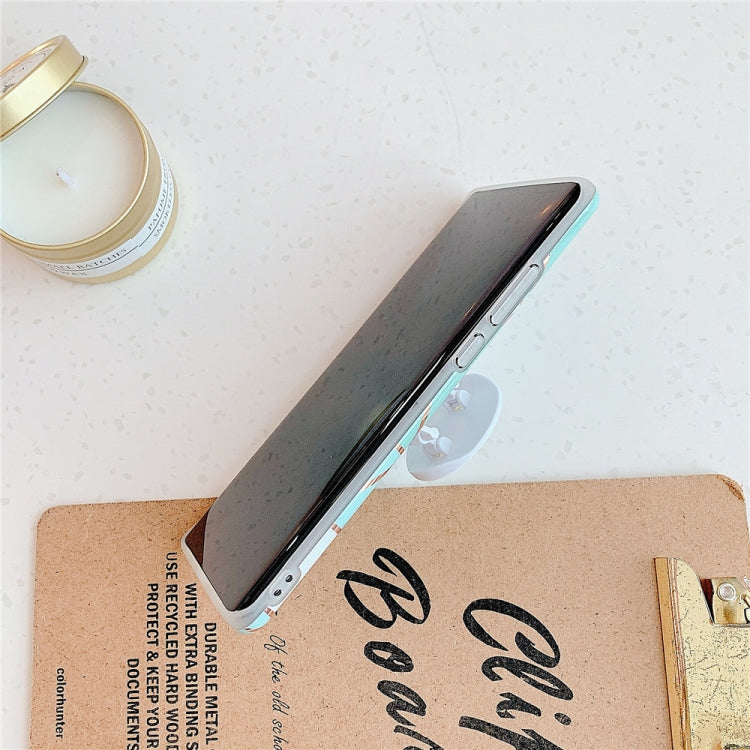Geometric phone case with circular ring holder, side profile with cutouts