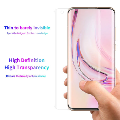 Curved transparent screen protector film with thin edge for smartphone screen