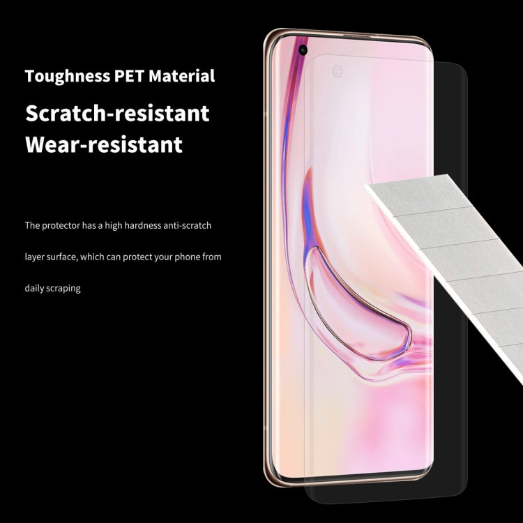 Curved transparent PET screen protector film with protective scratch-resistant layer